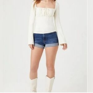 FOREVER 21 CURVED HIGH RISE WOMEN’S DENIM SHORTS SIZE 29 NWT